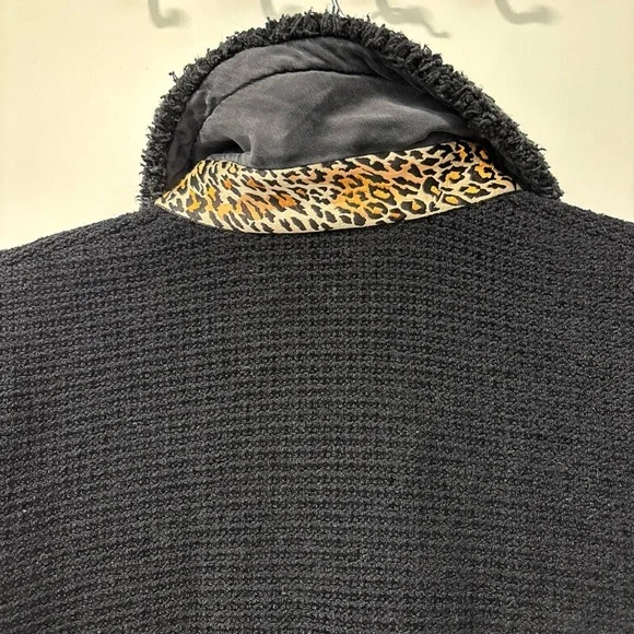 St. John Couture by Marie Gray Black Tweed Crop Sweater Jacket Cheetah Collar 2 - Picture 8 of 11